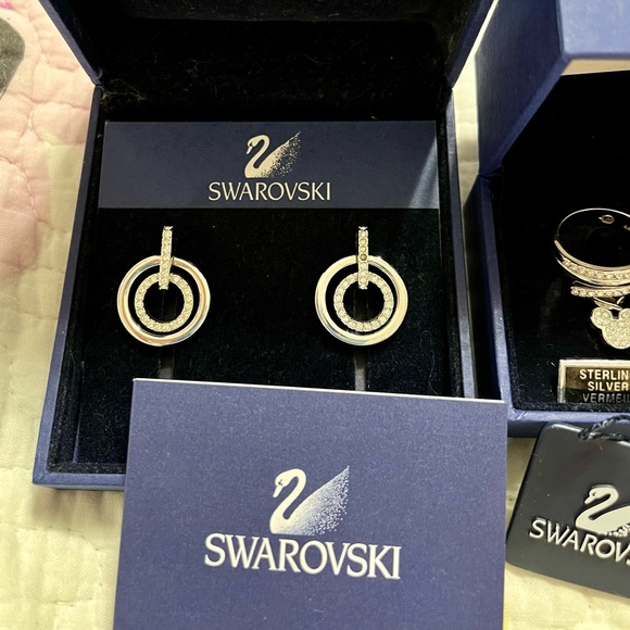 SWAROVSKI Crystal Circular Drop, Pierced Earrings - Picture 3 of 8